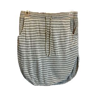 5 for $25🔥Small GAP Striped Grey & White Pull On Elastic Drawstring Waist Skirt